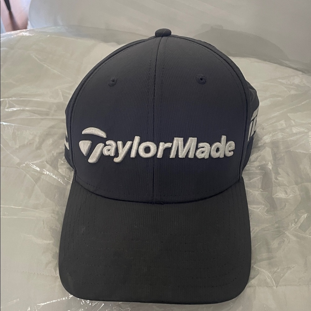 TaylorMade Hat Gray Adjustable Strapback Stealth TPS Lightweight Performance